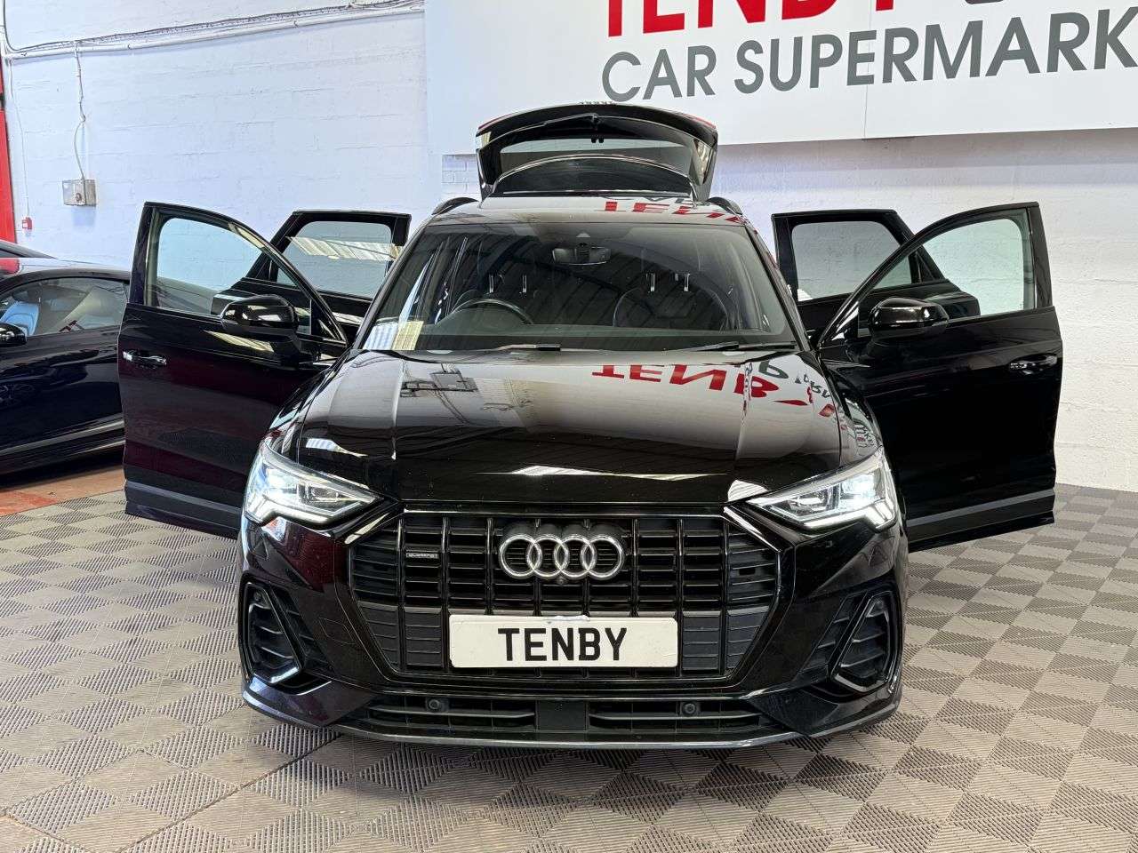 2019 AUDI Q3 2019 AUDI Q3