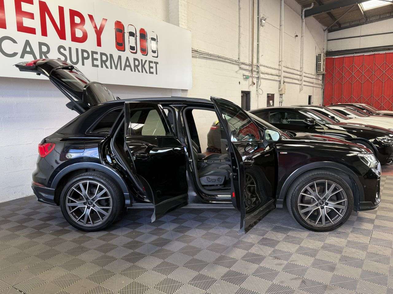 2019 AUDI Q3 2019 AUDI Q3