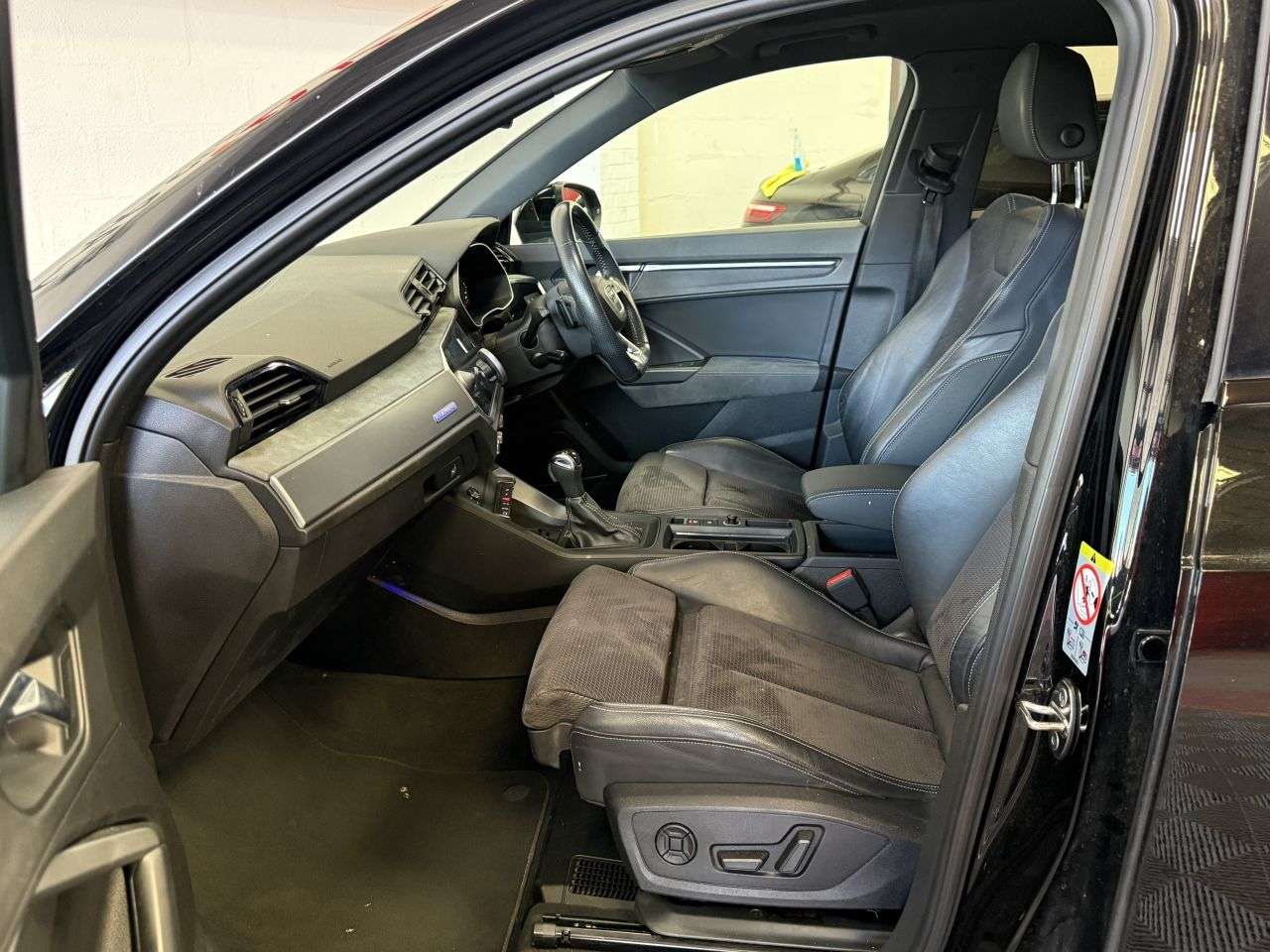 2019 AUDI Q3 2019 AUDI Q3