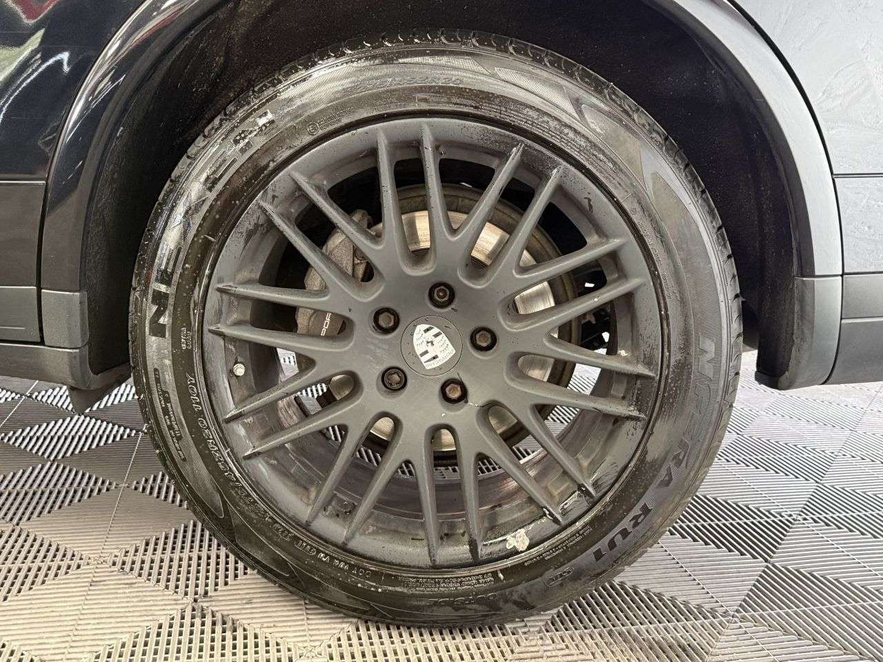 2017 PORSCHE CAYENNE 2017 PORSCHE CAYENNE
