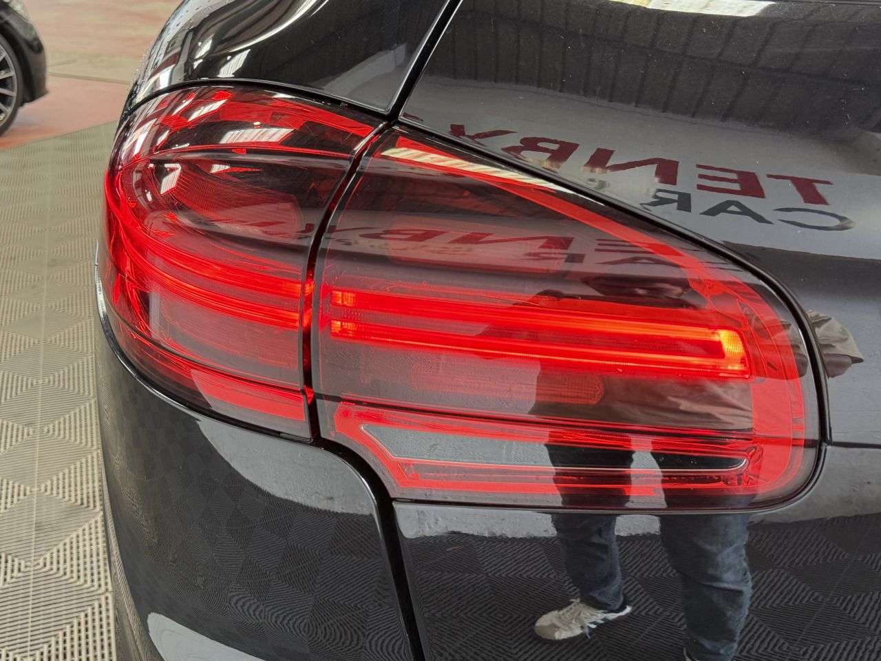 2017 PORSCHE CAYENNE 2017 PORSCHE CAYENNE