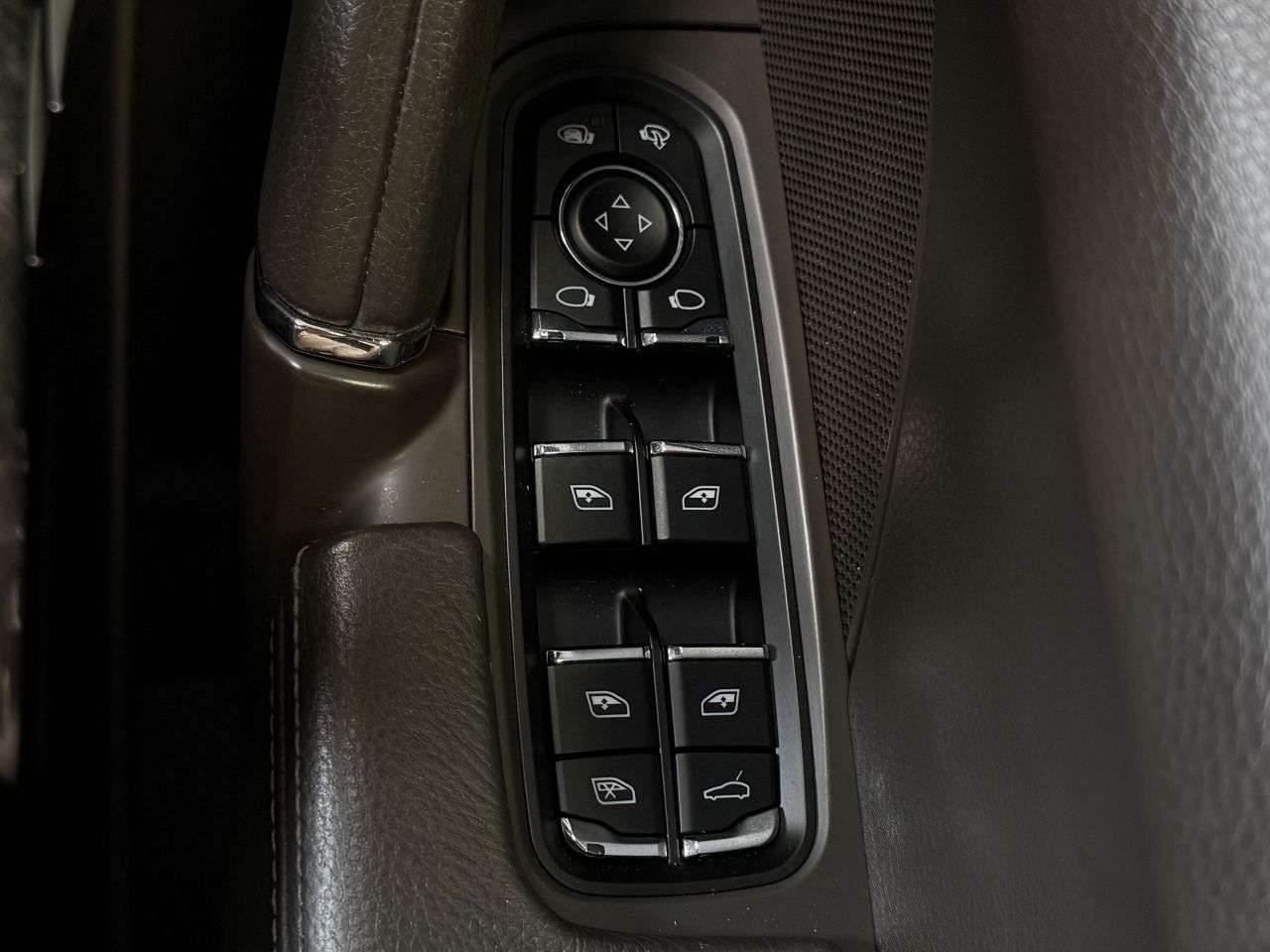 2017 PORSCHE CAYENNE 2017 PORSCHE CAYENNE