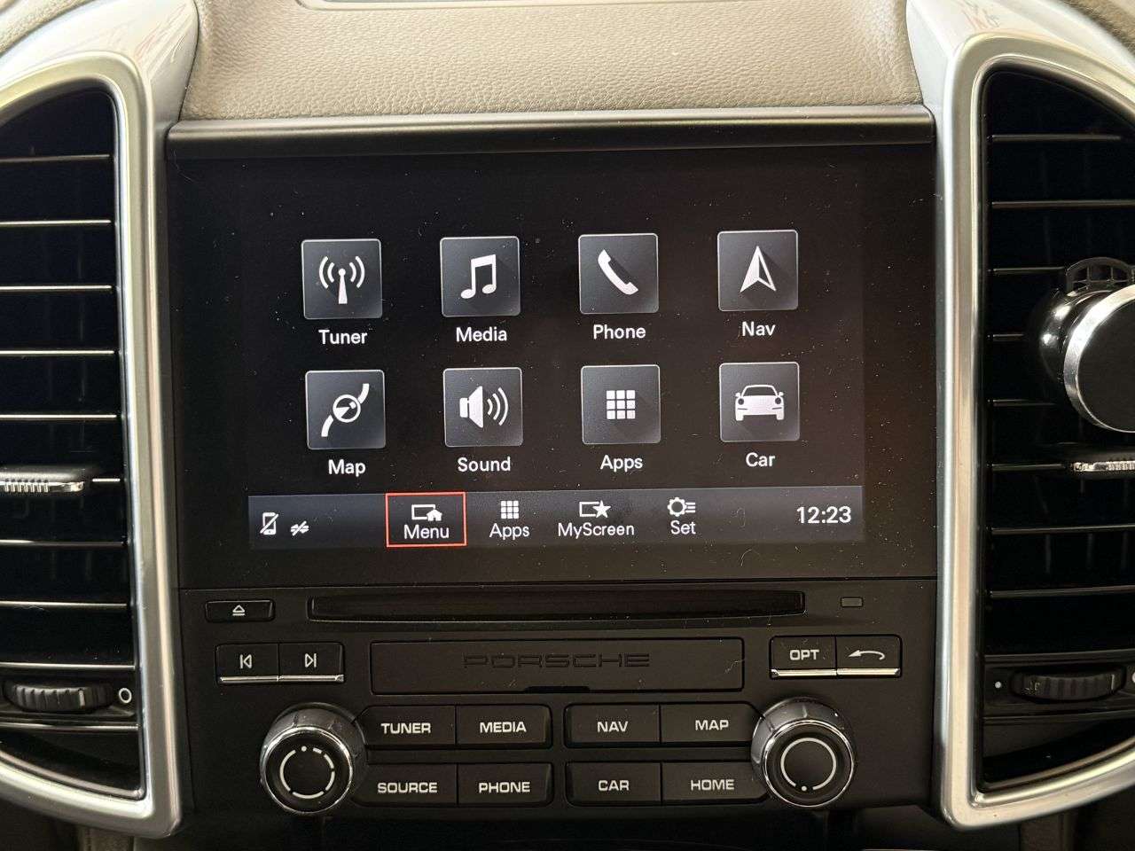 2017 PORSCHE CAYENNE 2017 PORSCHE CAYENNE