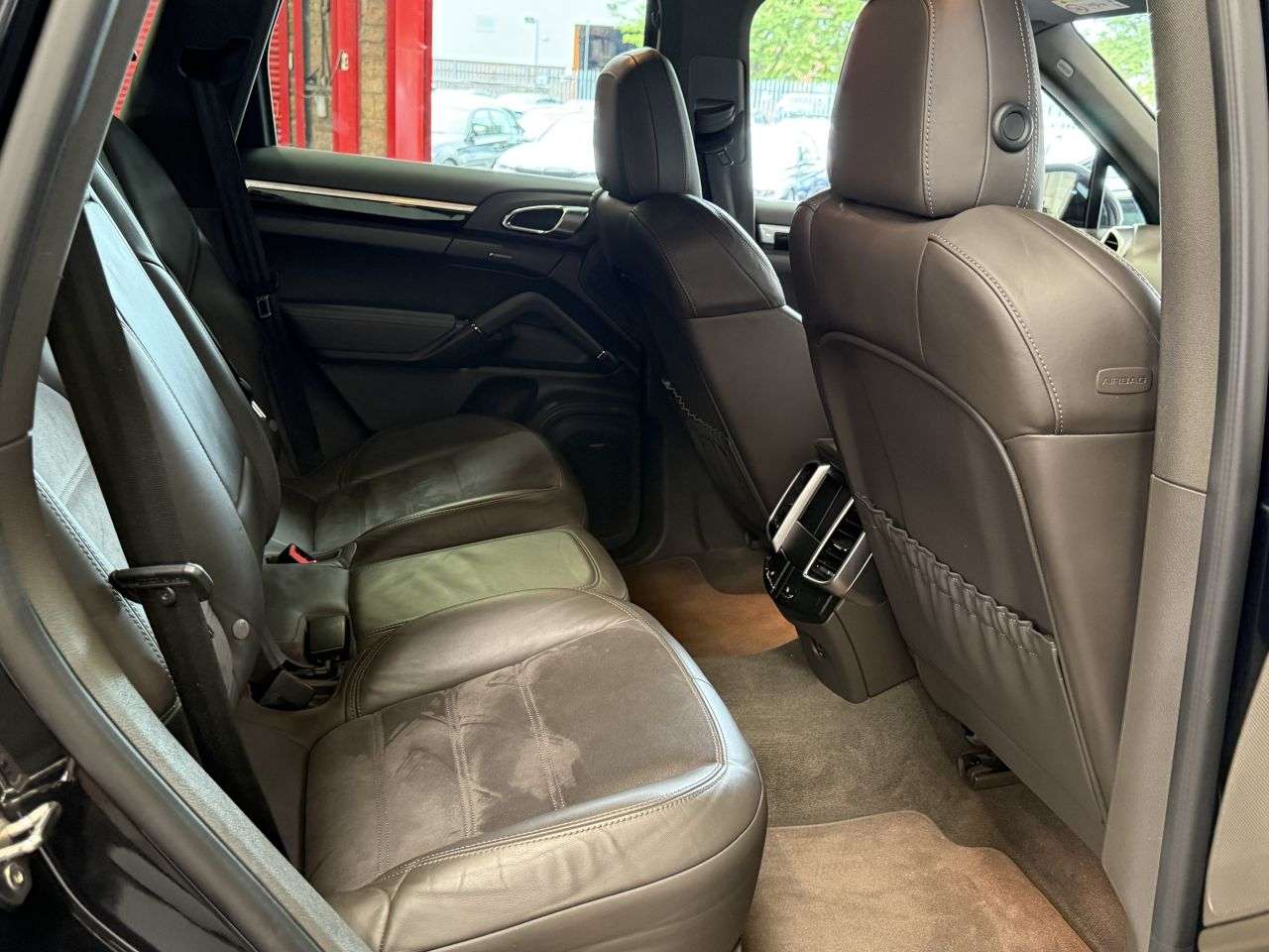 2017 PORSCHE CAYENNE 2017 PORSCHE CAYENNE