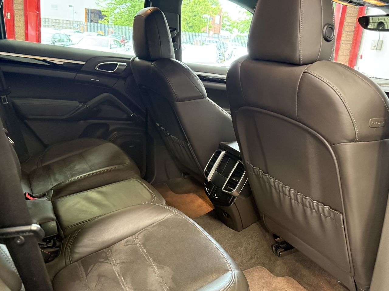 2017 PORSCHE CAYENNE 2017 PORSCHE CAYENNE