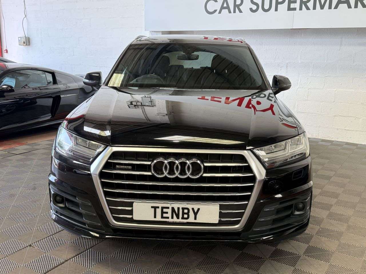 A 2015 AUDI Q7 3.0 TDI V6 S line SUV 5dr Diesel Tiptronic quattro Euro 6 (s/s) (272 ps) FH A 2015 AUDI Q7 3.0 TDI V6 S line SUV 5dr Diesel Tiptronic quattro Euro 6 (s/s) (272 ps) FH