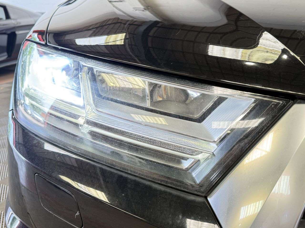 2015 AUDI Q7 2015 AUDI Q7