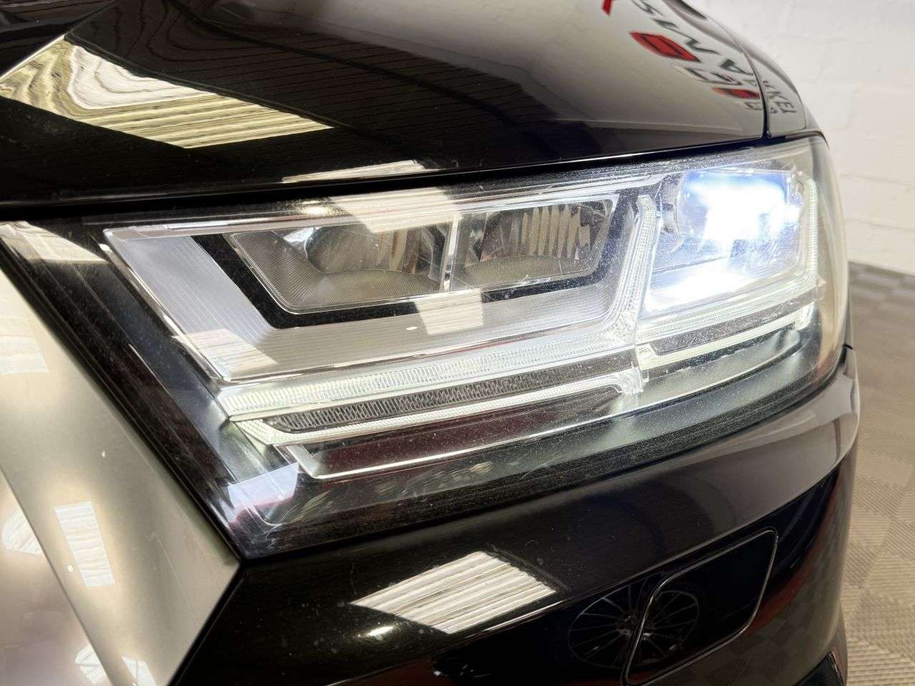 2015 AUDI Q7 2015 AUDI Q7