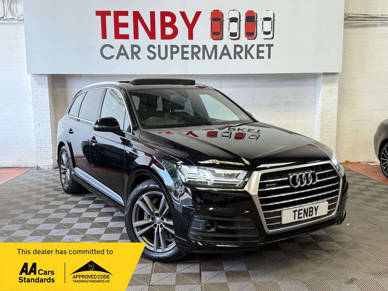 A 2015 AUDI Q7 3.0 TDI V6 S line SUV 5dr Diesel Tiptronic quattro Euro 6 (s/s) (272 ps) FH A 2015 AUDI Q7 3.0 TDI V6 S line SUV 5dr Diesel Tiptronic quattro Euro 6 (s/s) (272 ps) FH