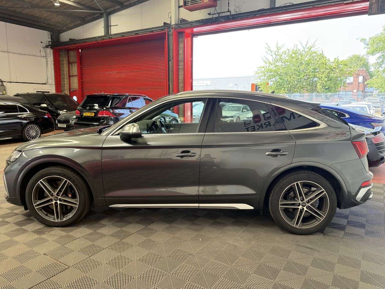 2022 AUDI SQ5 2022 AUDI SQ5