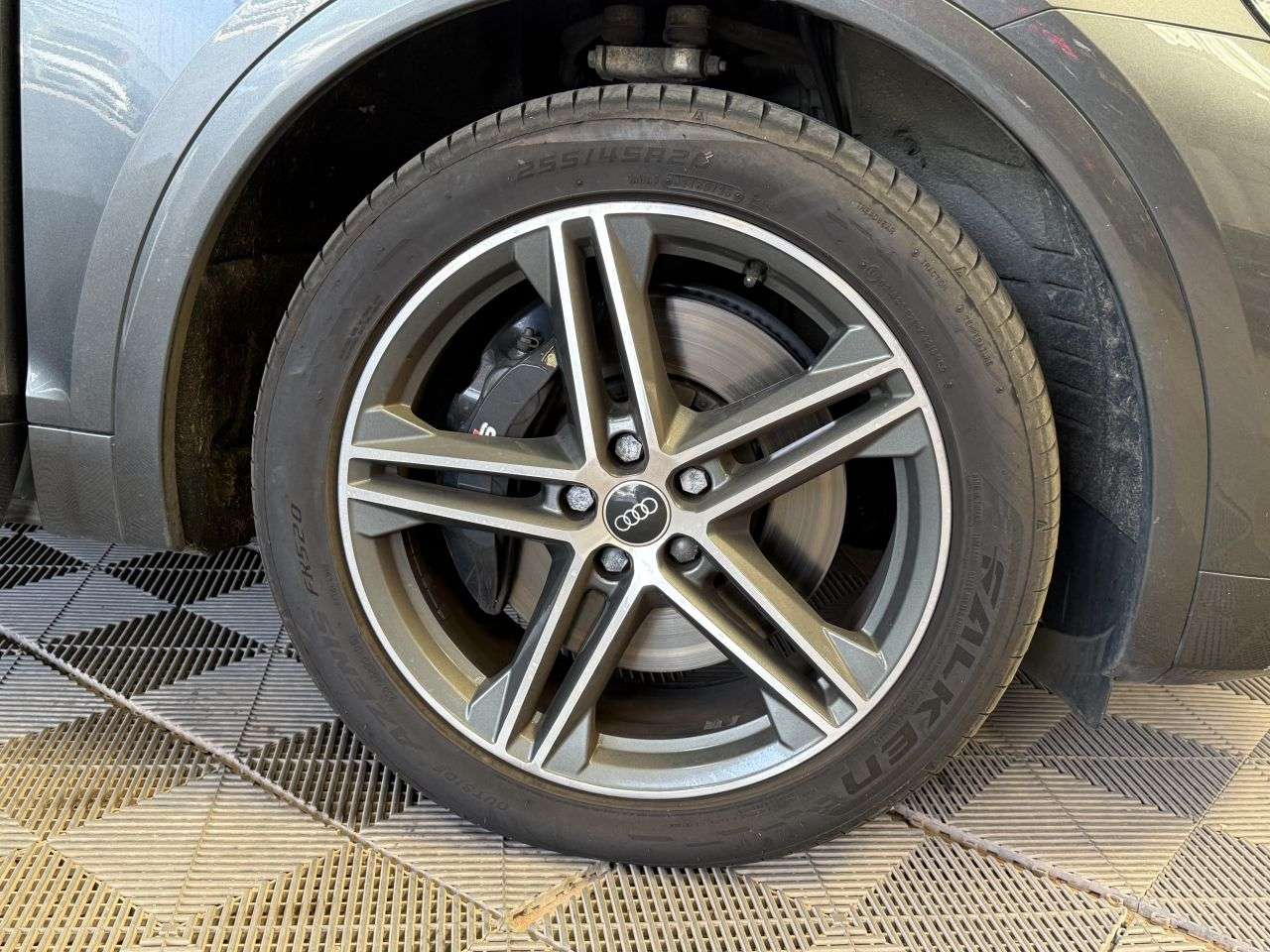 2022 AUDI SQ5 2022 AUDI SQ5