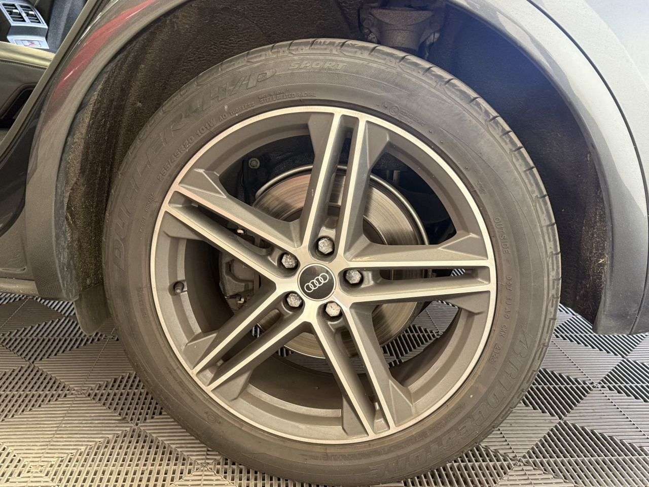 2022 AUDI SQ5 2022 AUDI SQ5