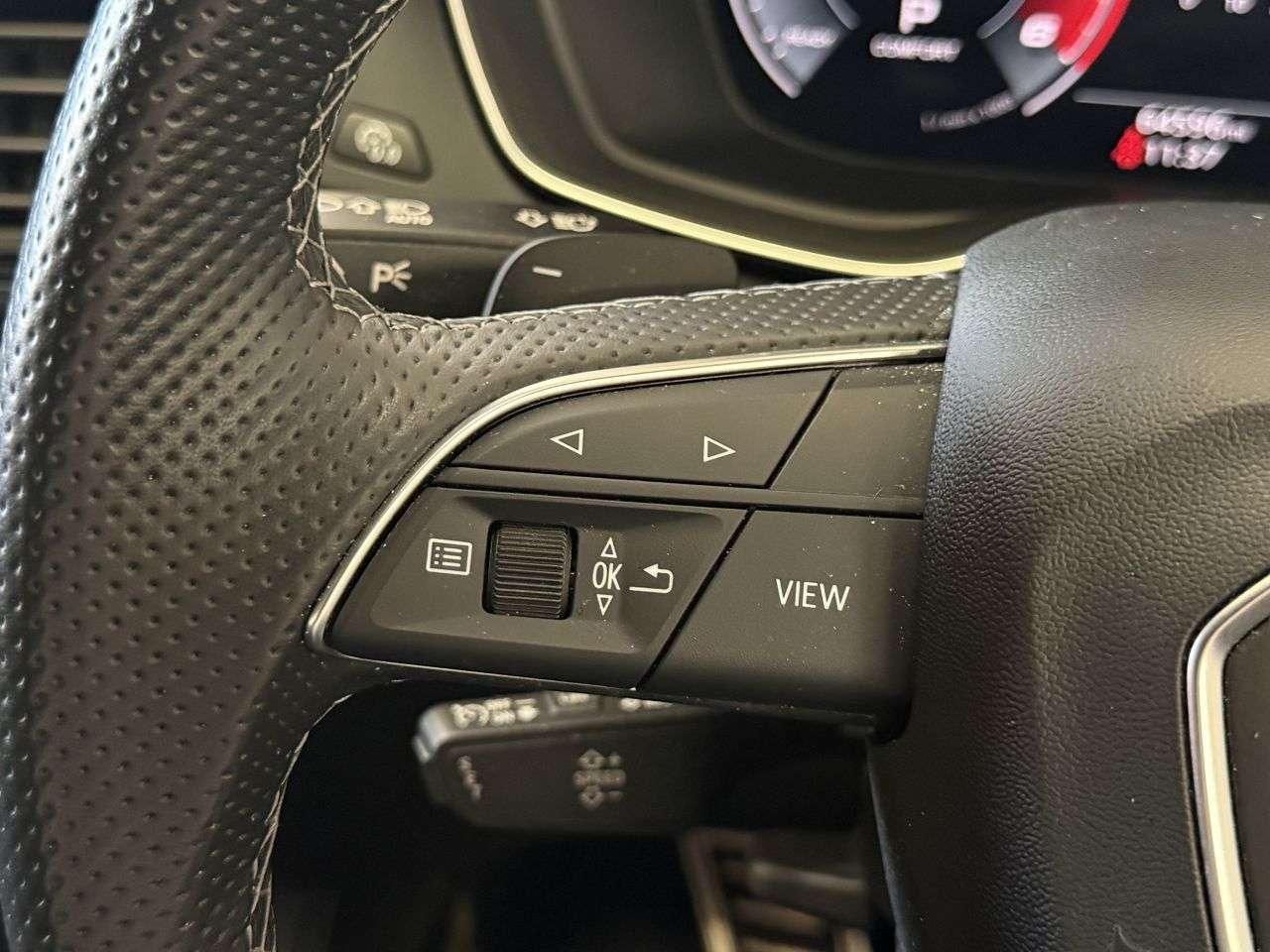 2022 AUDI SQ5 2022 AUDI SQ5