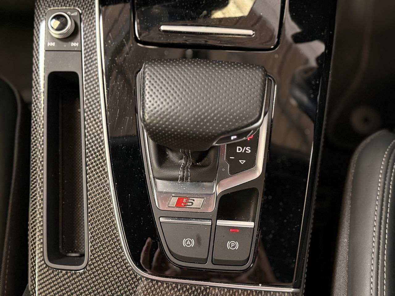 2022 AUDI SQ5 2022 AUDI SQ5