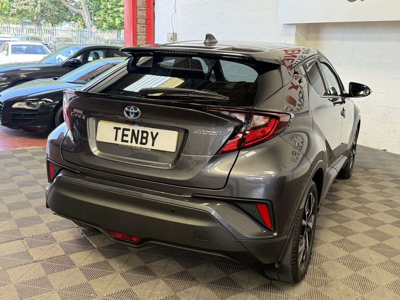 2021 TOYOTA C-HR 2021 TOYOTA C-HR