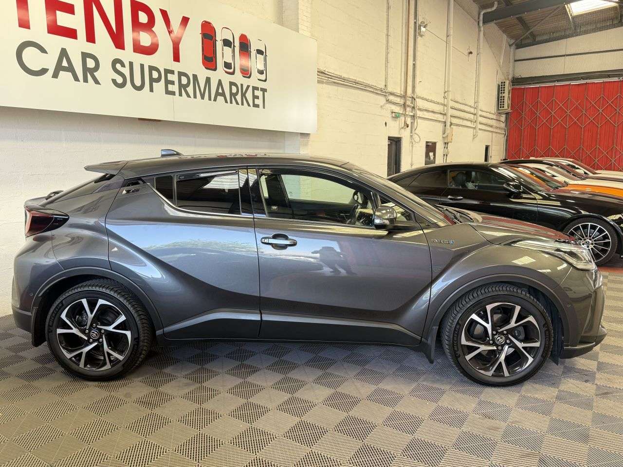 2021 TOYOTA C-HR 2021 TOYOTA C-HR