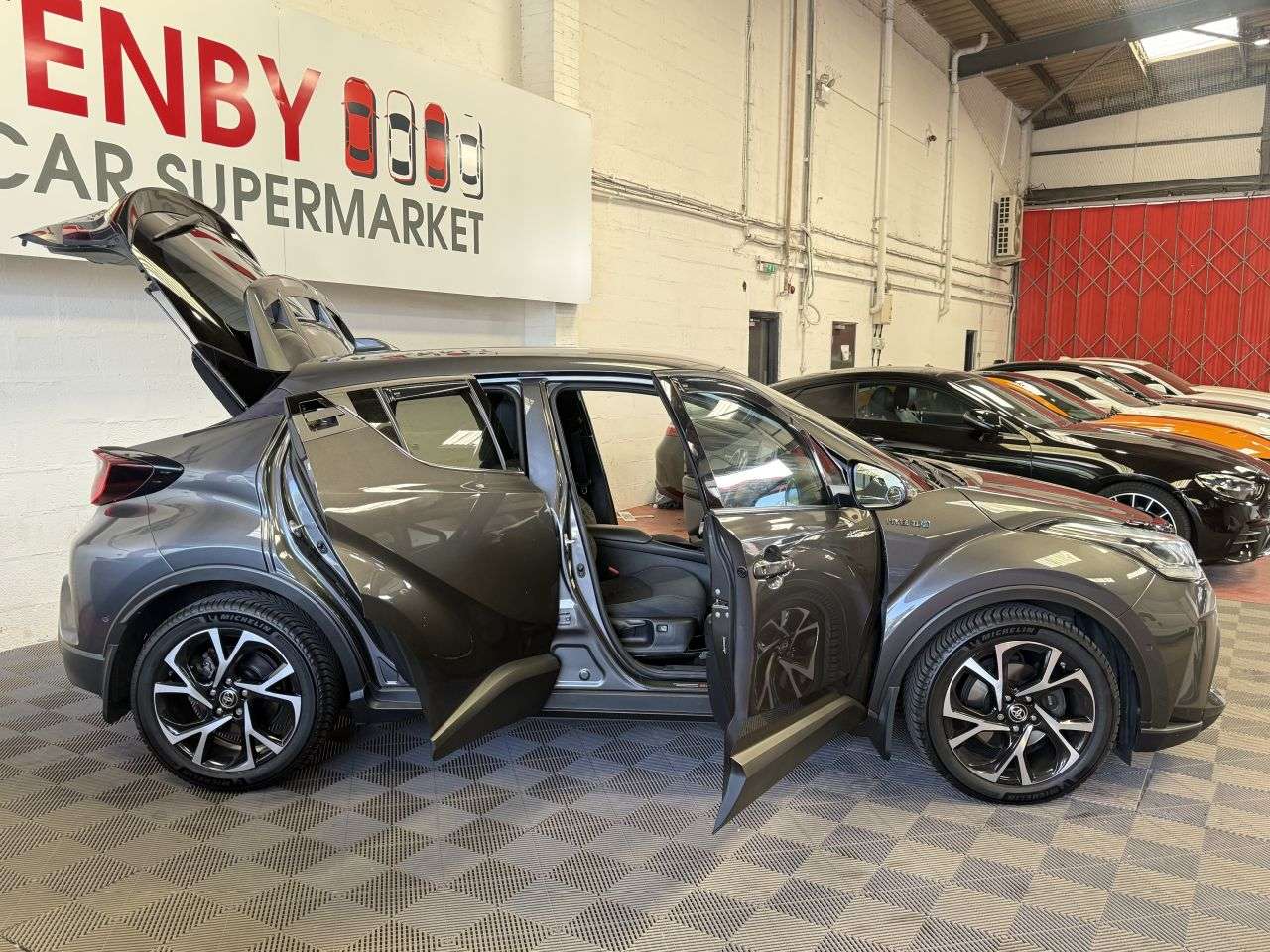 2021 TOYOTA C-HR 2021 TOYOTA C-HR