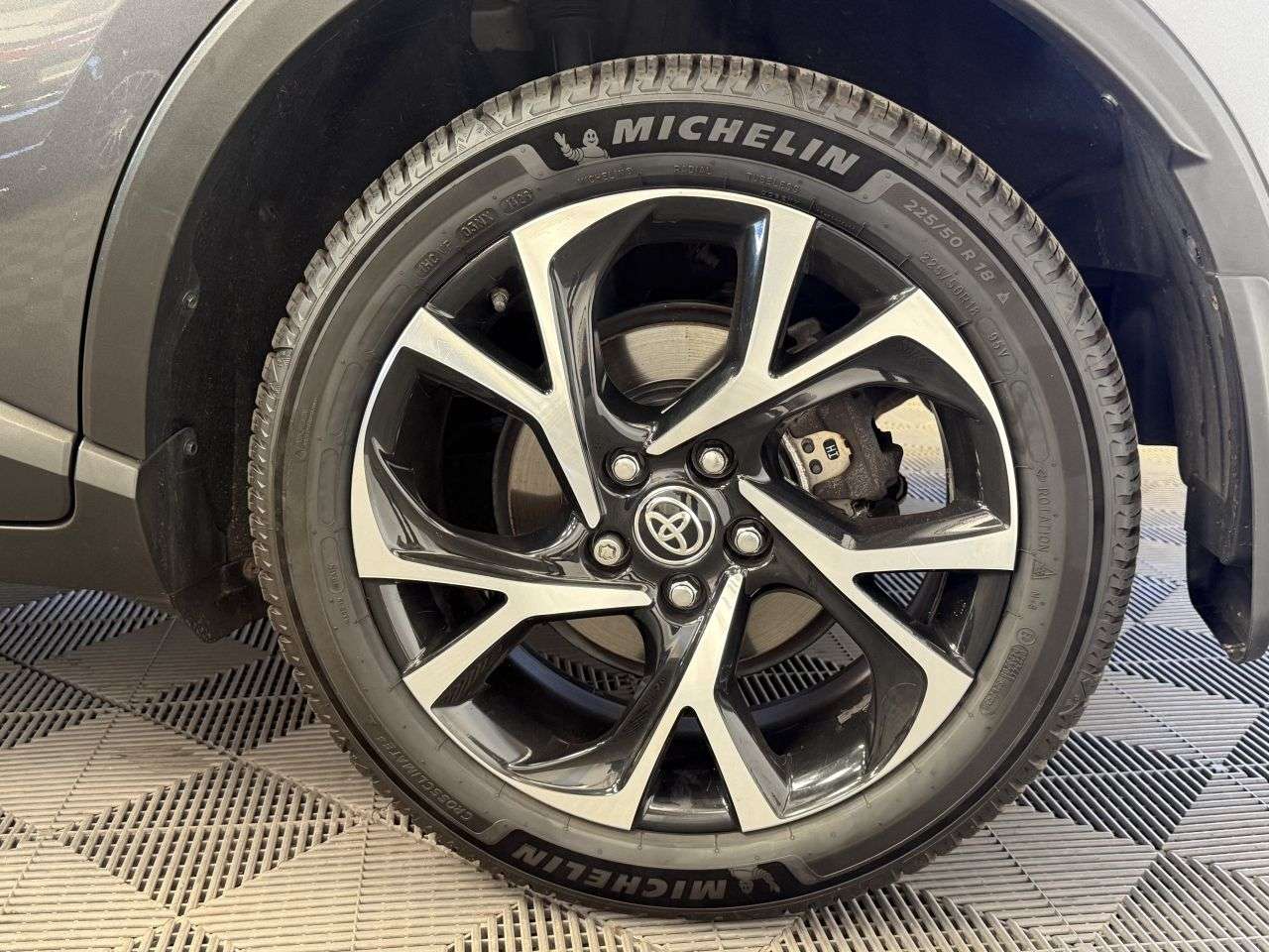 2021 TOYOTA C-HR 2021 TOYOTA C-HR