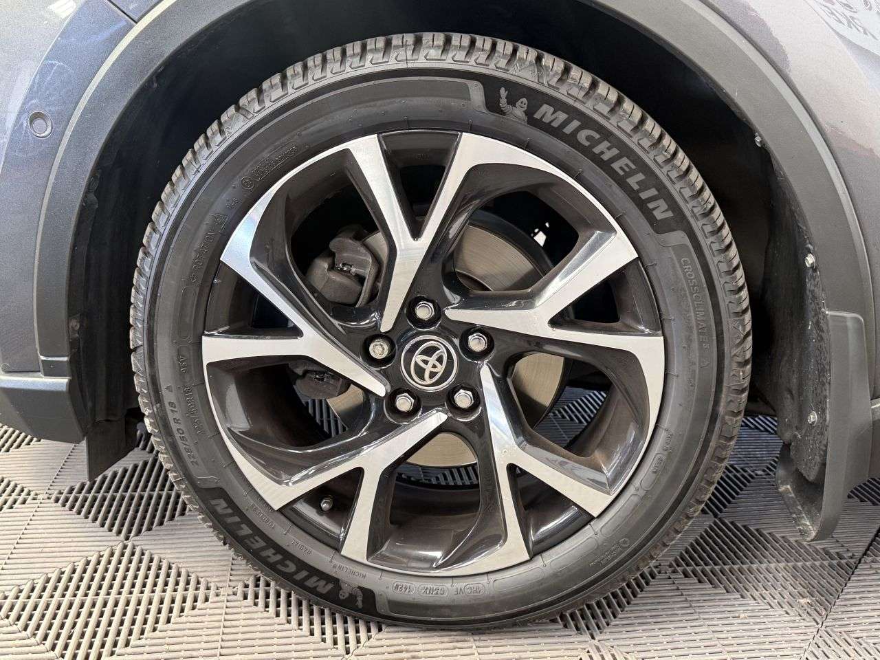 2021 TOYOTA C-HR 2021 TOYOTA C-HR