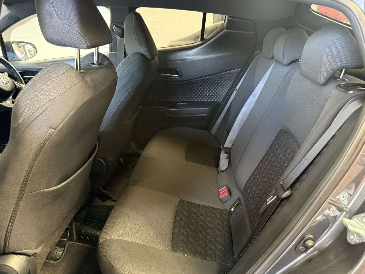 2021 TOYOTA C-HR 2021 TOYOTA C-HR