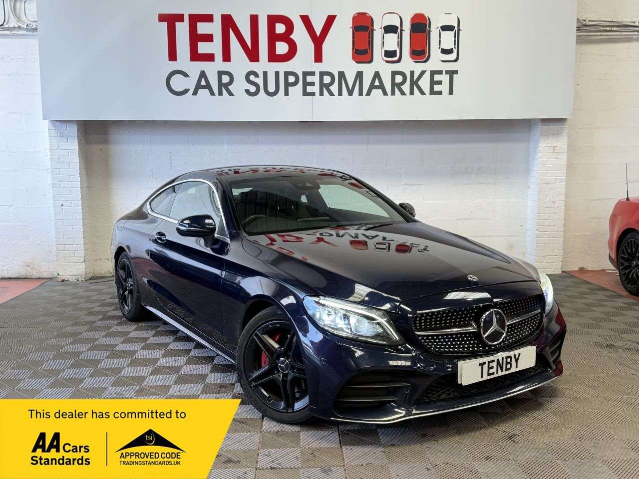 A 2018 MERCEDES C CLASS C 220 D AMG LINE PREMIUM A 2018 MERCEDES C CLASS C 220 D AMG LINE PREMIUM