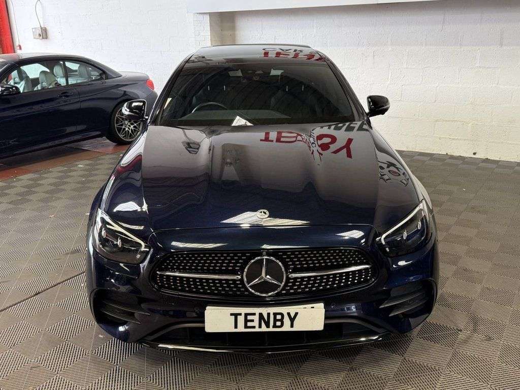A 2022 MERCEDES-BENZ E CLASS 2.0 E220dh MHEV AMG Line Night Edition (Premium Plus) Saloon 4dr Diesel Hyb A 2022 MERCEDES-BENZ E CLASS 2.0 E220dh MHEV AMG Line Night Edition (Premium Plus) Saloon 4dr Diesel Hyb
