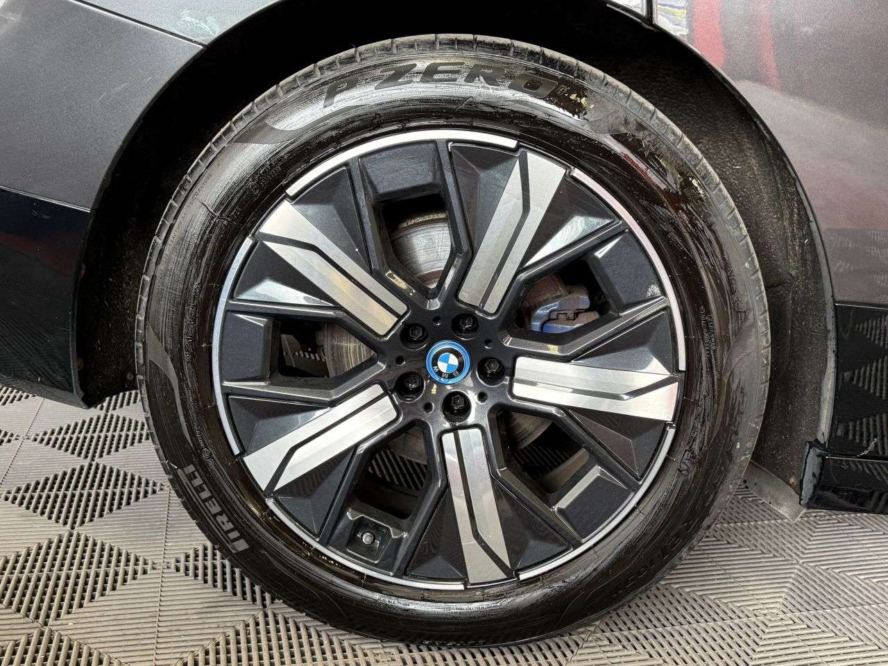 2022 BMW IX 2022 BMW IX