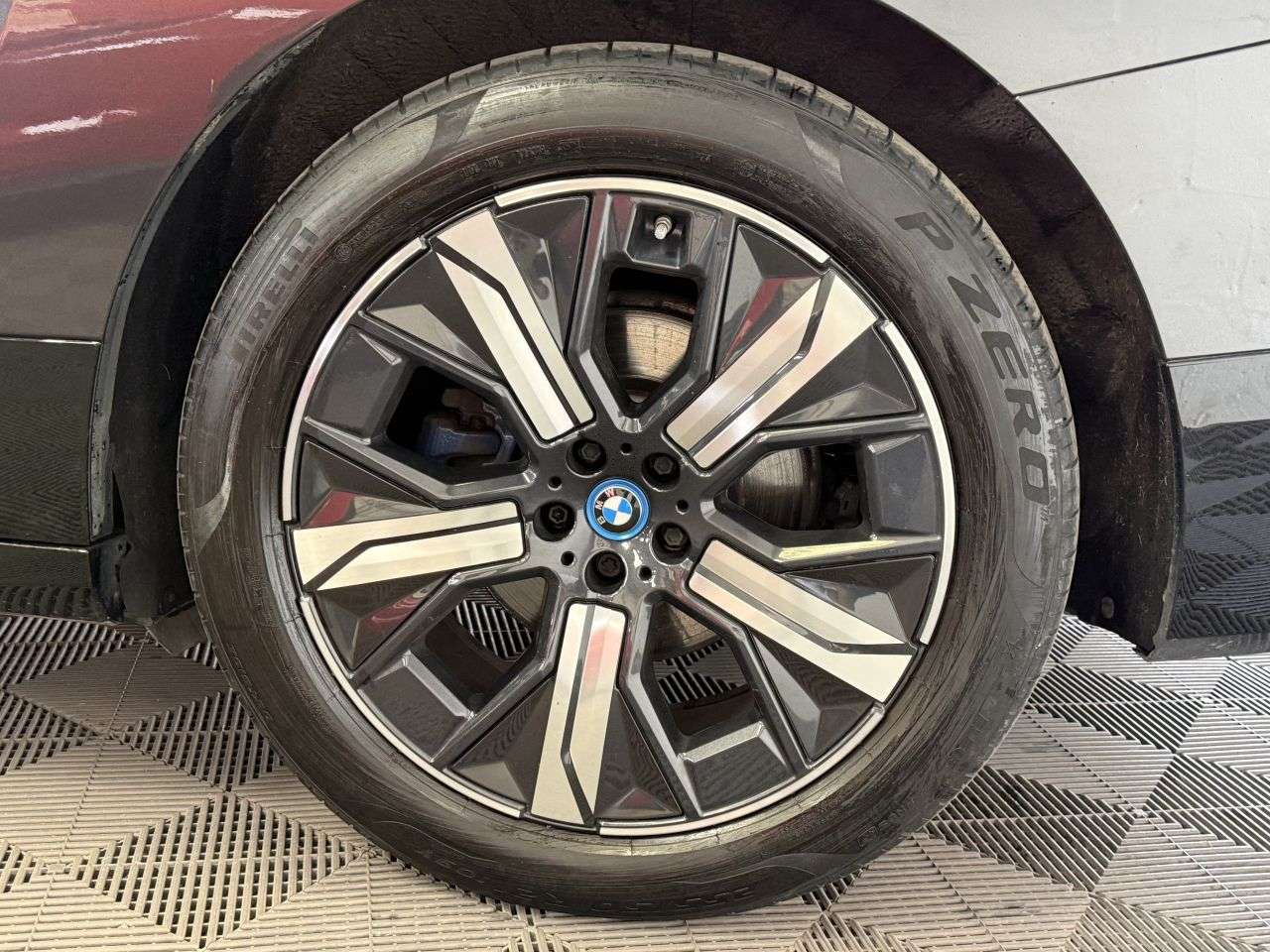 2022 BMW IX 2022 BMW IX