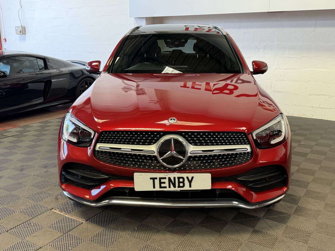 A 2021 MERCEDES-BENZ GLC 2.0 GLC300d AMG Line (Premium Plus) SUV 5dr Diesel G-Tronic+ 4MATIC Euro 6 A 2021 MERCEDES-BENZ GLC 2.0 GLC300d AMG Line (Premium Plus) SUV 5dr Diesel G-Tronic+ 4MATIC Euro 6