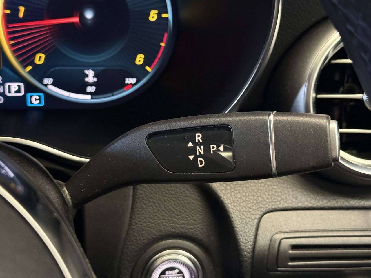 2021 MERCEDES-BENZ GLC 2021 MERCEDES-BENZ GLC