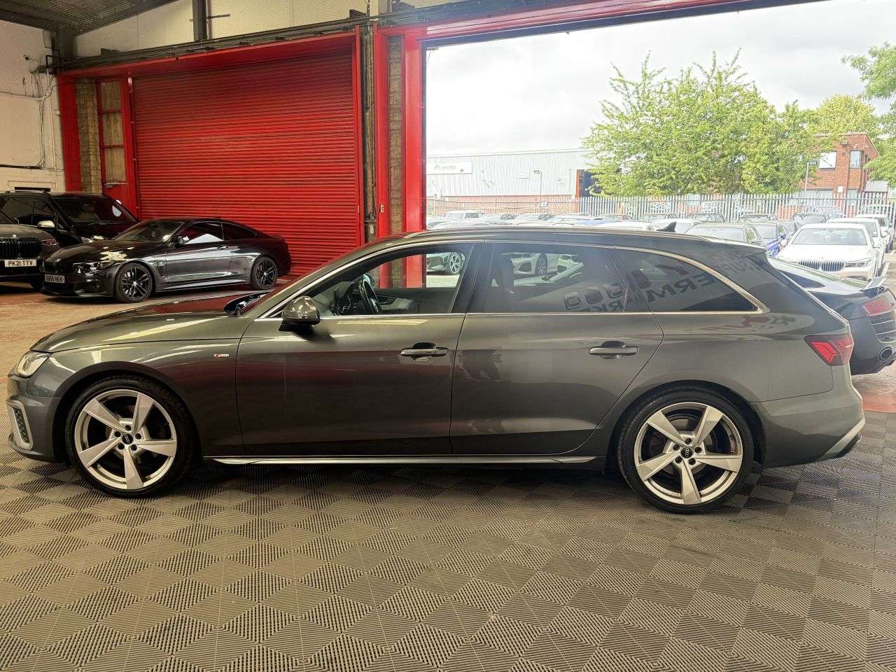 2021 AUDI A4 AVANT 2021 AUDI A4 AVANT