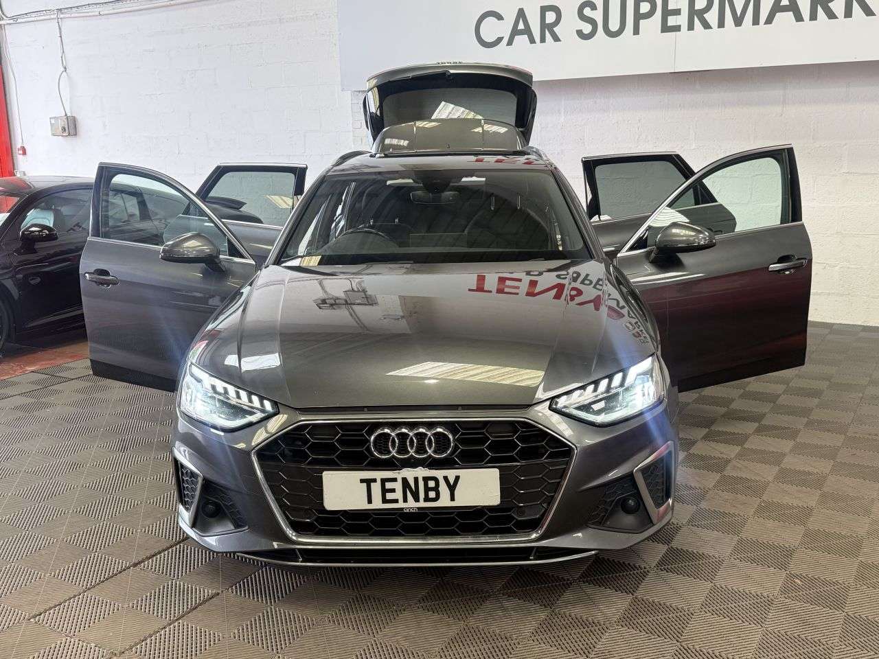 2021 AUDI A4 AVANT 2021 AUDI A4 AVANT