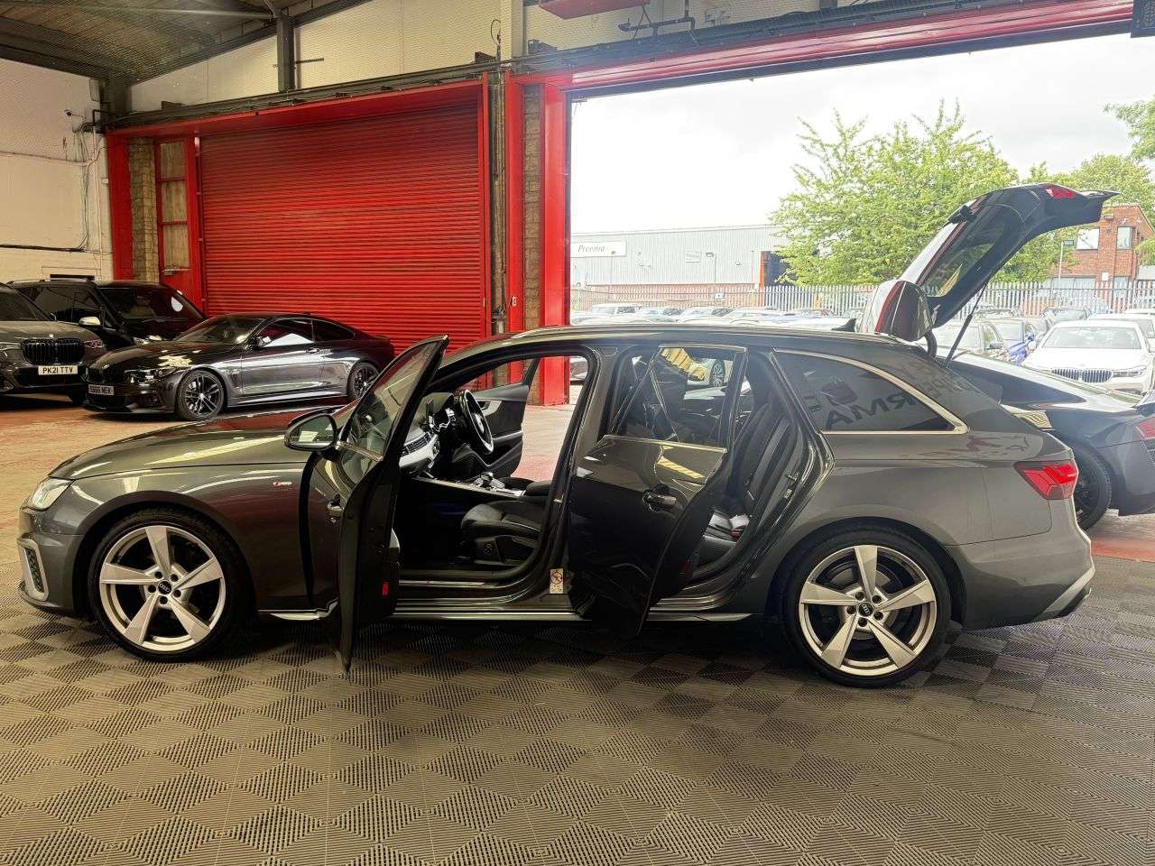 2021 AUDI A4 AVANT 2021 AUDI A4 AVANT