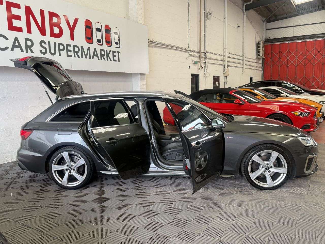 2021 AUDI A4 AVANT 2021 AUDI A4 AVANT