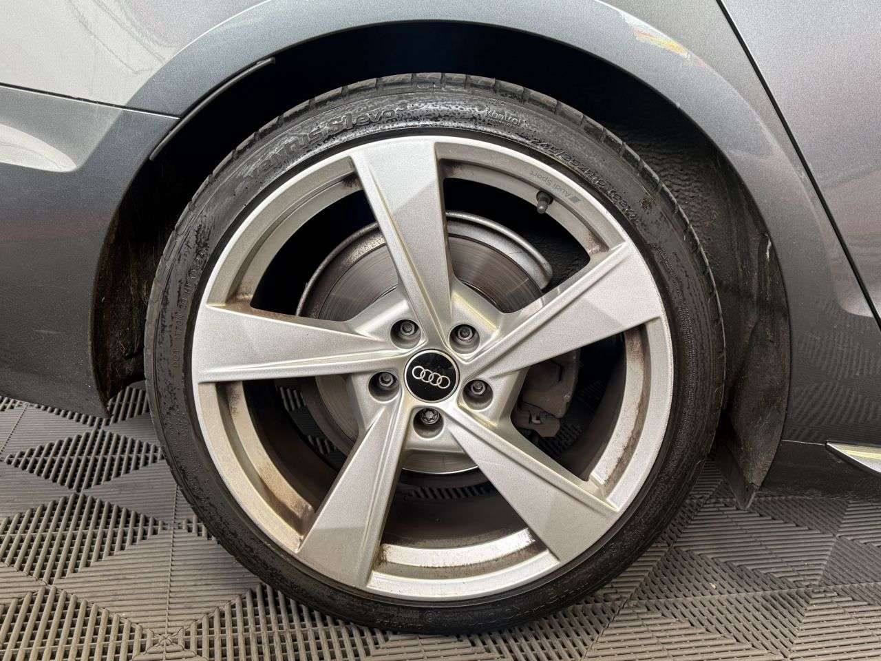2021 AUDI A4 AVANT 2021 AUDI A4 AVANT