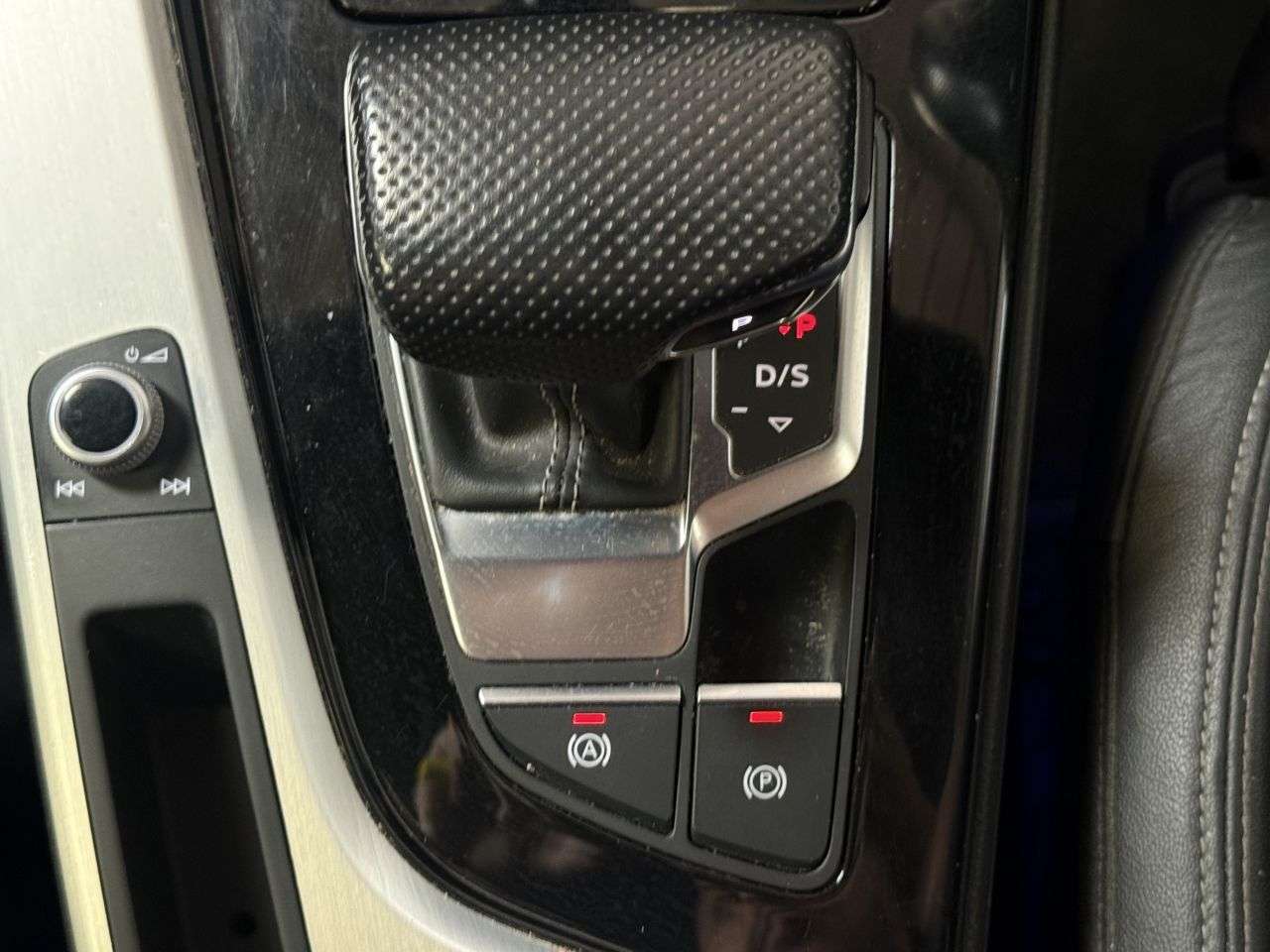 2021 AUDI A4 AVANT 2021 AUDI A4 AVANT