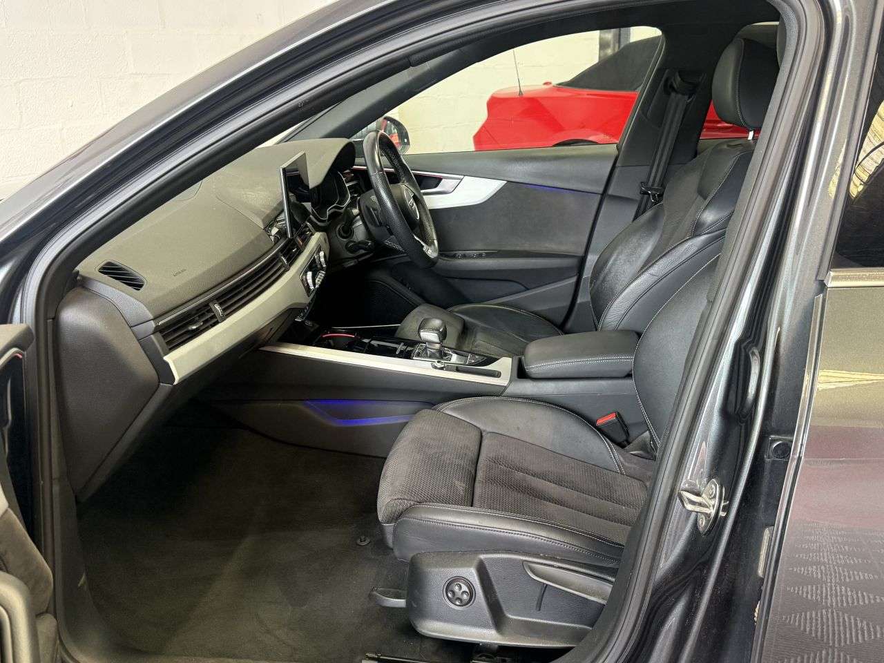 2021 AUDI A4 AVANT 2021 AUDI A4 AVANT