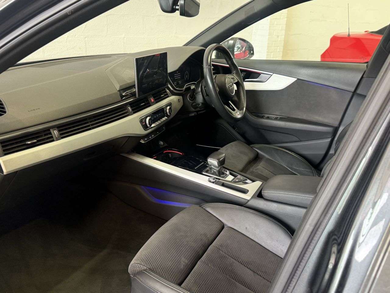 2021 AUDI A4 AVANT 2021 AUDI A4 AVANT