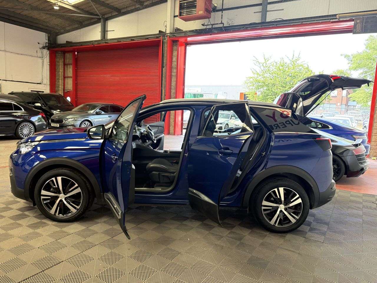 2019 PEUGEOT 3008 2019 PEUGEOT 3008
