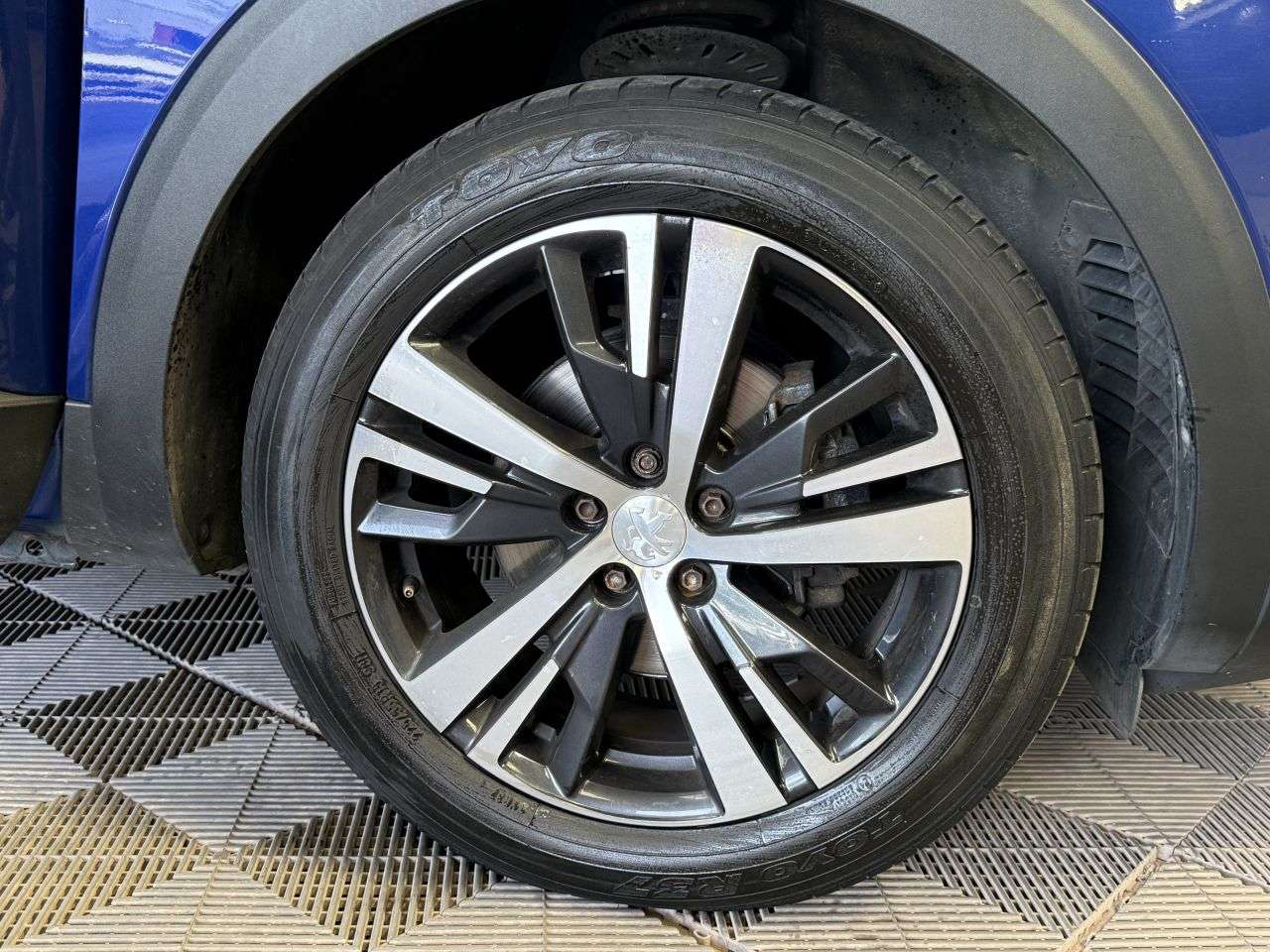2019 PEUGEOT 3008 2019 PEUGEOT 3008