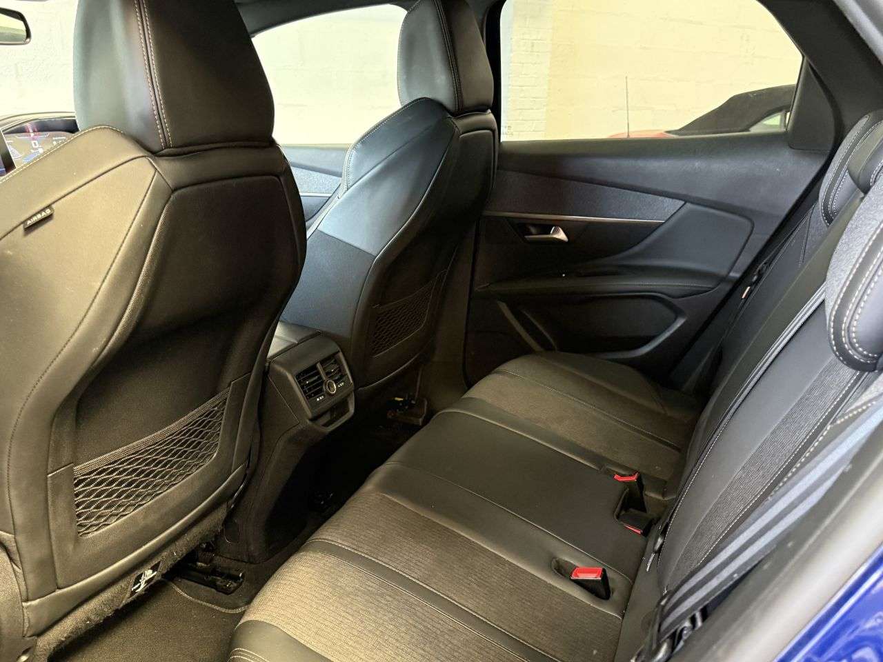 2019 PEUGEOT 3008 2019 PEUGEOT 3008