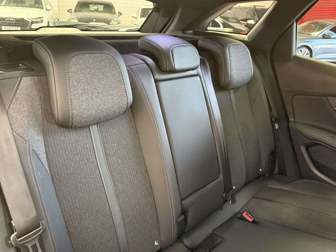 2019 PEUGEOT 3008 2019 PEUGEOT 3008