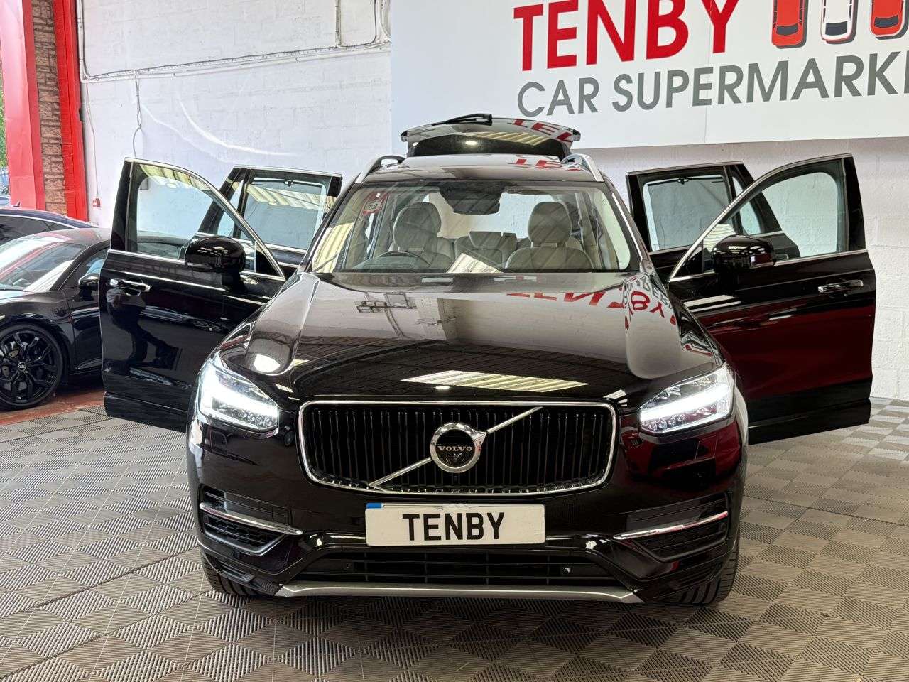 2016 VOLVO XC90 2016 VOLVO XC90