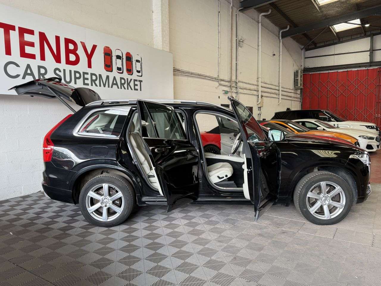 2016 VOLVO XC90 2016 VOLVO XC90