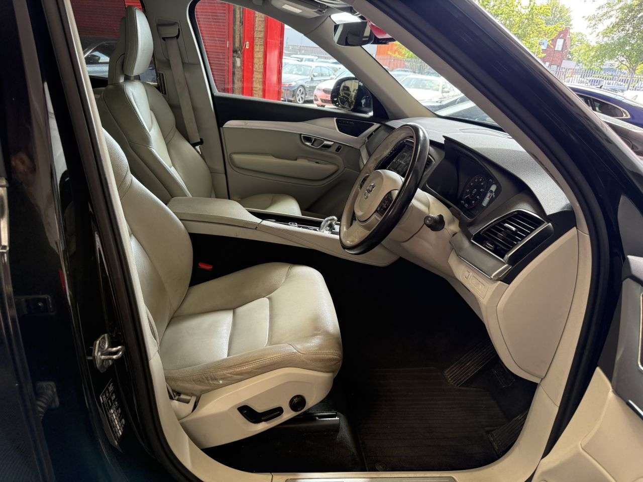 2016 VOLVO XC90 2016 VOLVO XC90