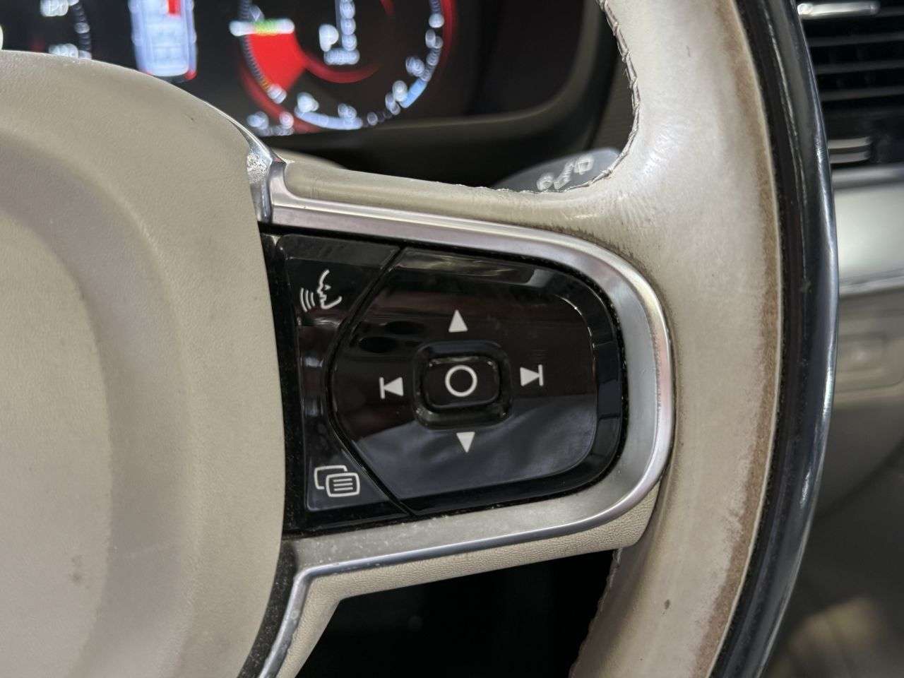 2016 VOLVO XC90 2016 VOLVO XC90
