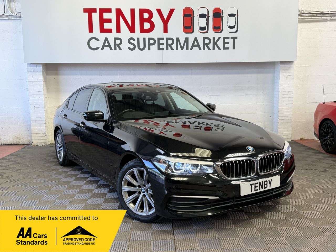 A 2018 BMW 5 SERIES 2.0 520d SE Saloon 4dr Diesel Auto Euro 6 (s/s) (190 ps) REV CAM+FHTD SEATS A 2018 BMW 5 SERIES 2.0 520d SE Saloon 4dr Diesel Auto Euro 6 (s/s) (190 ps) REV CAM+FHTD SEATS