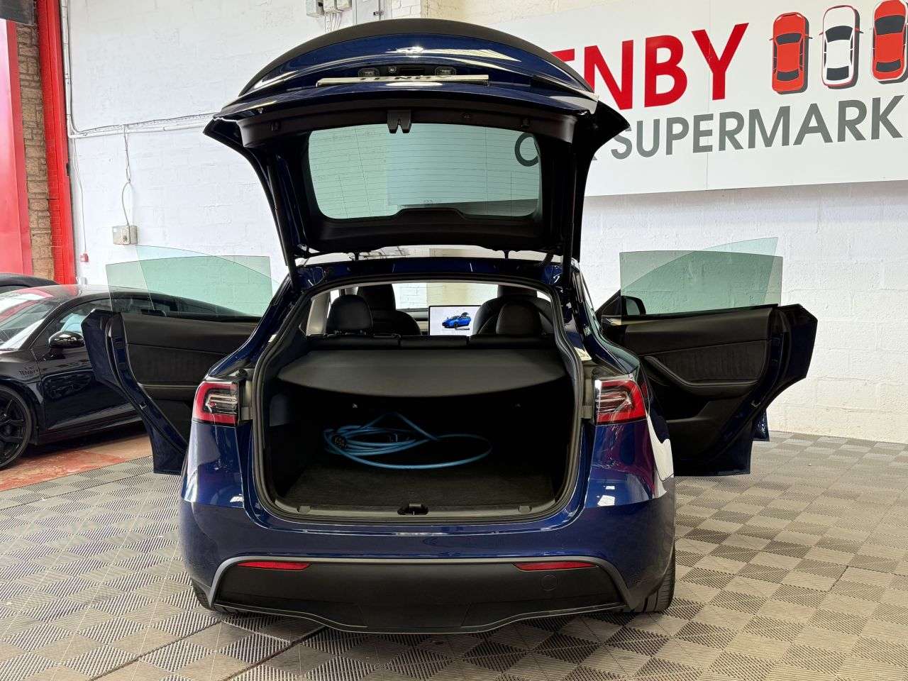 2023 TESLA MODEL Y 2023 TESLA MODEL Y
