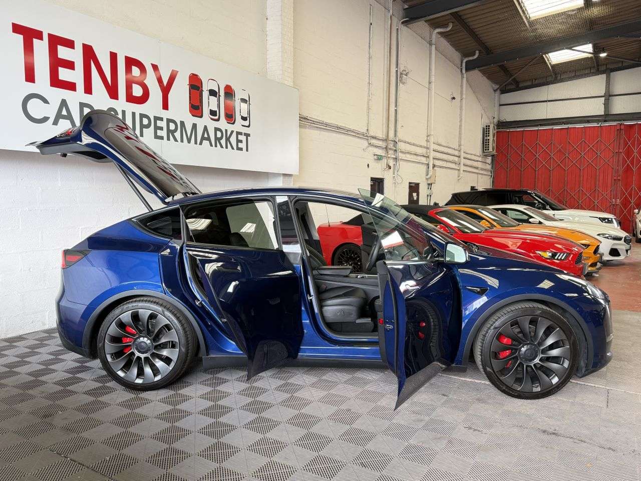 2023 TESLA MODEL Y 2023 TESLA MODEL Y