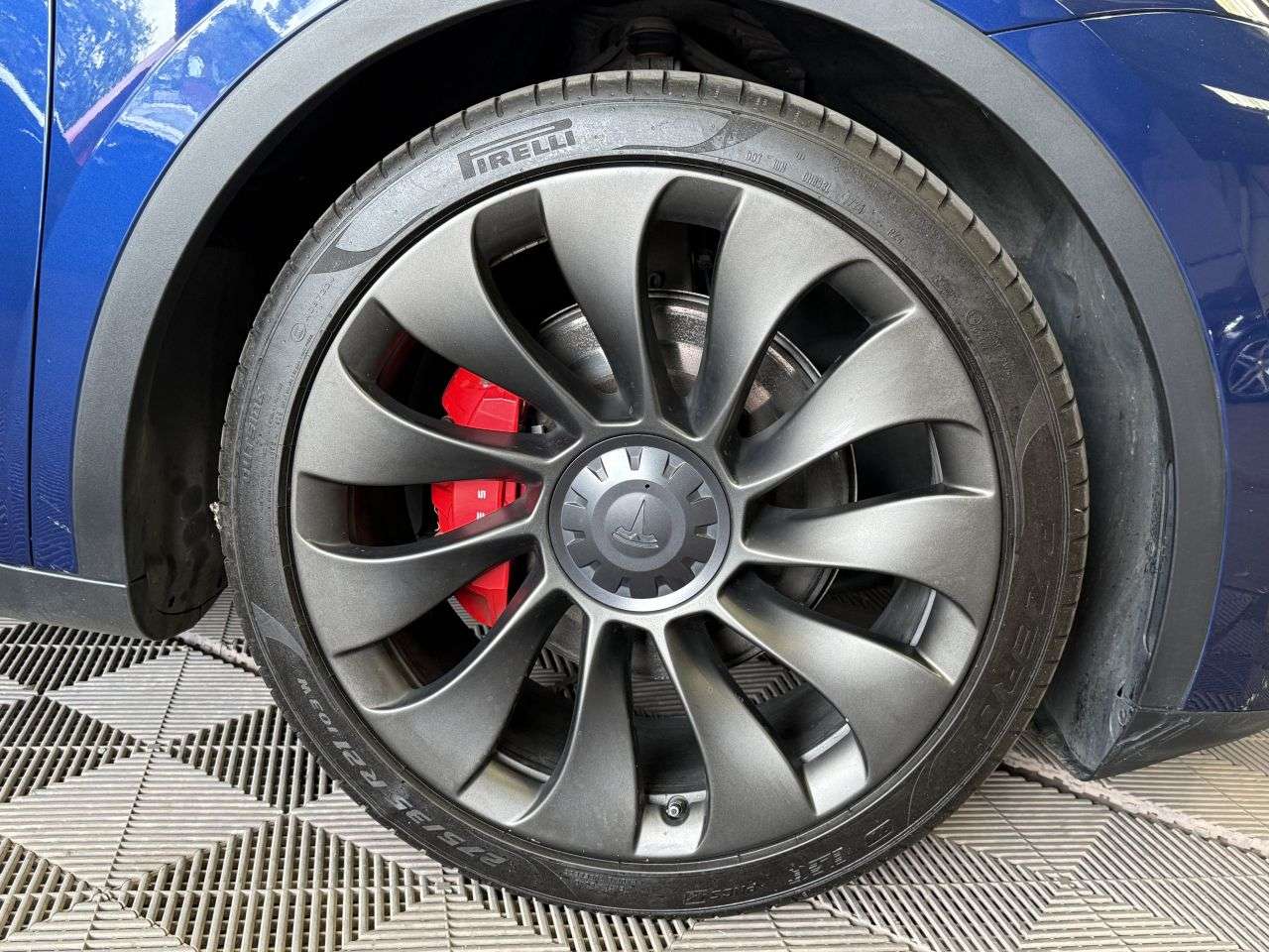 2023 TESLA MODEL Y 2023 TESLA MODEL Y